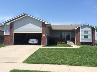 2406 E Saint Andrew St, Goddard, KS 67052