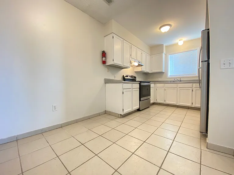 3455 S Canosa Ct — Photo 2