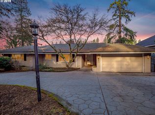 1159 Lake Front Rd, Lake Oswego, OR 97034