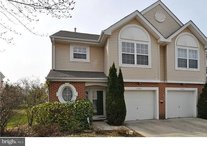 3 bed, 2.5 bath, 1496 sqft, $2,600 — Photo 1