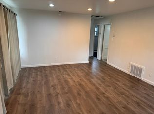 926 Baxter Ave, Madison Heights, MI 48071
