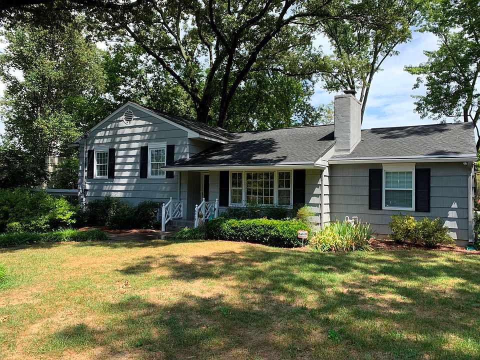 6819 Glenbrook Circle