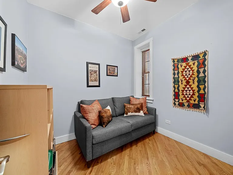 1421 W Augusta Blvd #1F — Photo 16