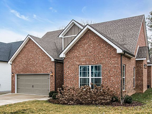 3rd image of 844 Jersey Dr