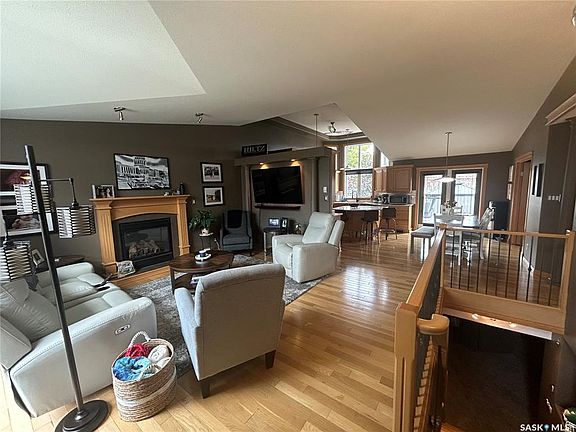 3rd image of 310 Brooks ROAD