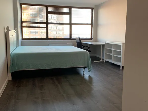 7002 Kennedy Boulevard image 1 of 14