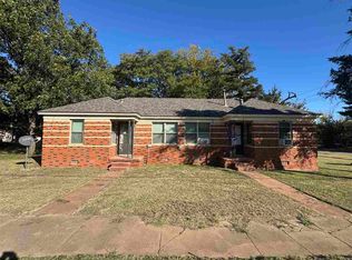 201 NW 3rd St, Lawton, OK 73507
