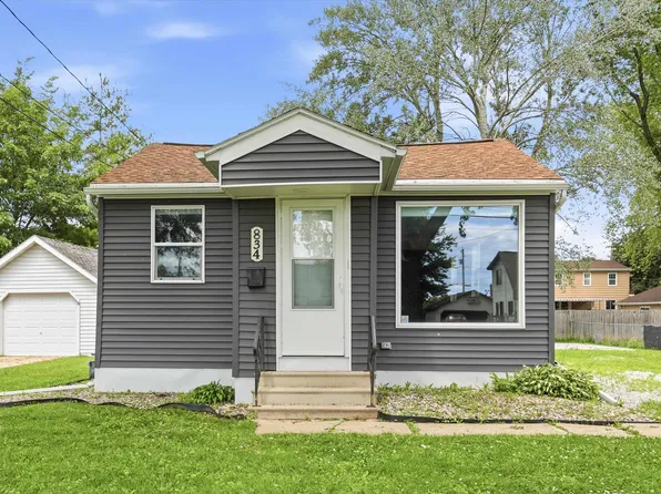 834 Oak St, De Pere, WI 54115