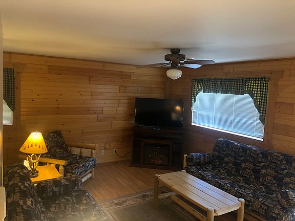 3rd image of 313 Hilltop Ct #2