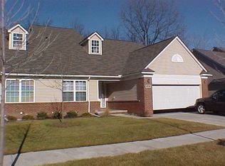 6723 Cortland Ave, Brighton, MI 48114