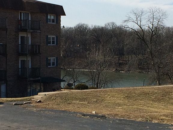 2nd image of 941 N River Dr APT 307