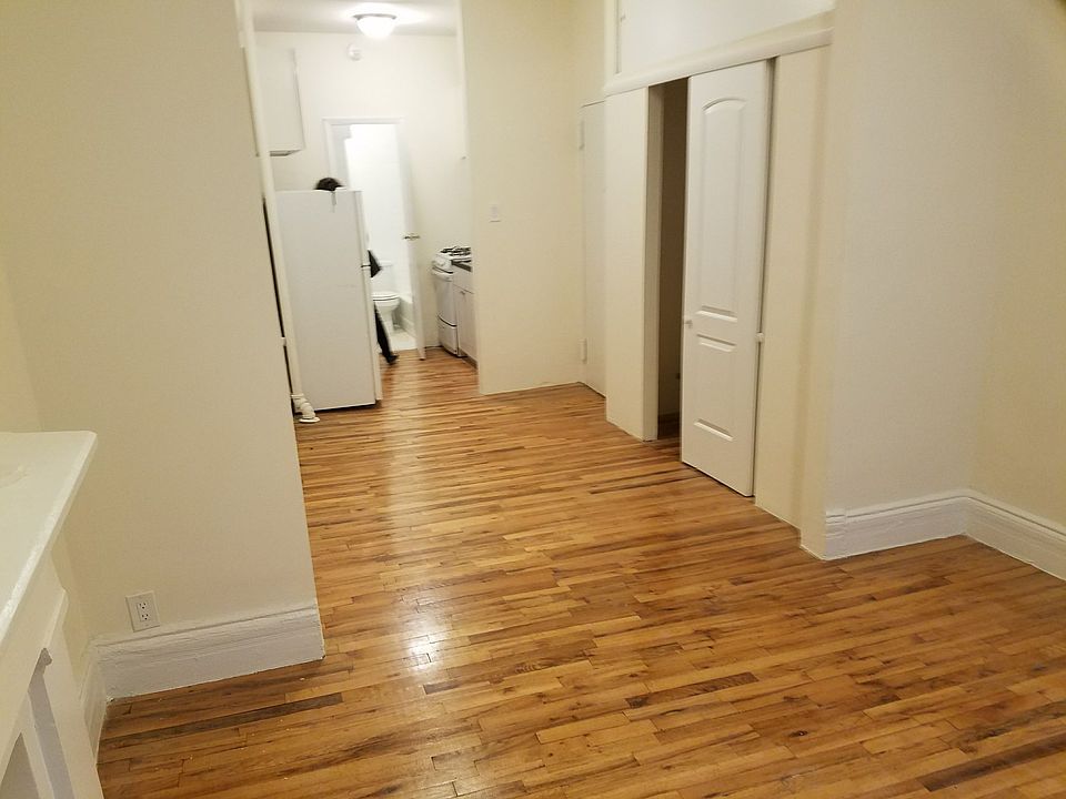 2nd image of 219 E 85th St APT 4RW