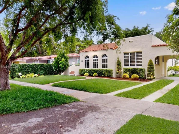 1111 Columbus Blvd, Coral Gables, FL 33134