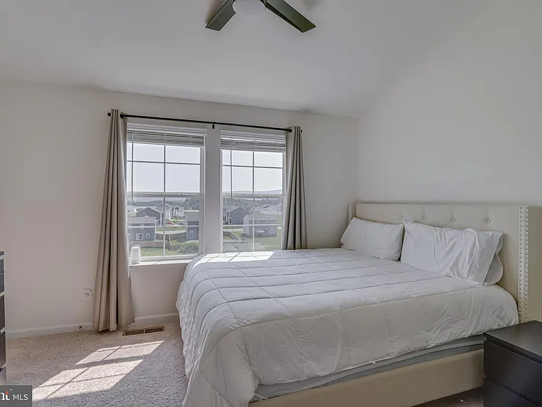 48 Orchard Green Dr — Photo 15