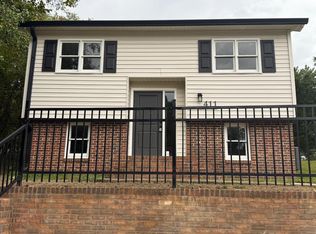 411 Doak St, Thomasville, NC 27360