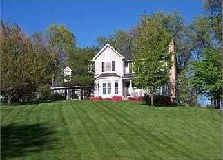 2nd image of 731 Lincoln Ct