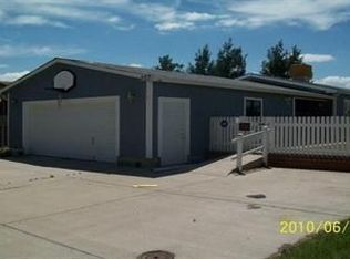 203 Willow Dr, Lochbuie, CO 80603