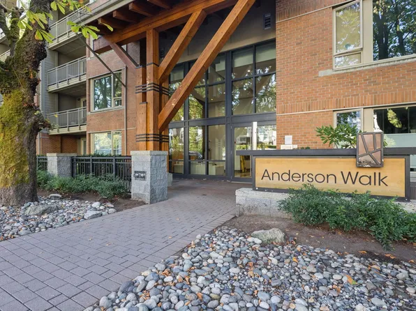 119 W 22nd St #304, North Vancouver, BC V7M 0B4