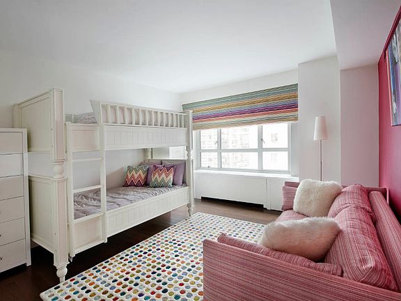 5th image of 200 E 66th St APT D1103