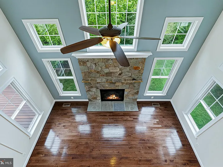 1751 Tysons Crest Ln — Photo 8