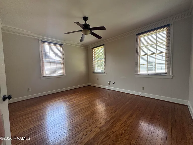 317 W University Ave #4 — Photo 8