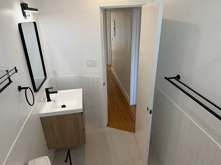 4443 Clayton Ave — Photo 21