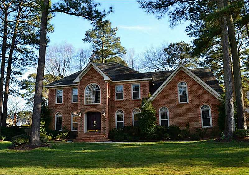 1st image of 829 Forest Lakes Cir
