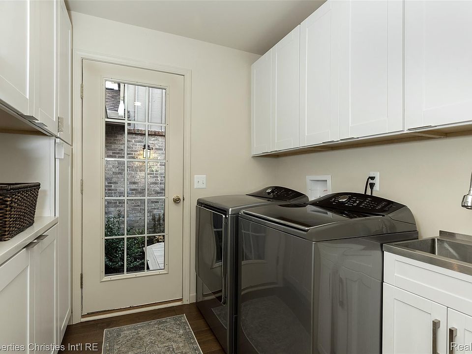 22241 Village Pines Dr, photo 13