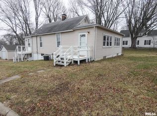 144 Crescent Ave, East Peoria, IL 61611