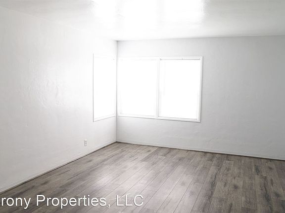 5th image of 455 W 20th St #8607617