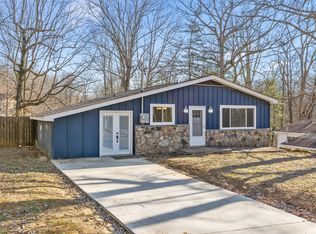 627 Miles Rd, Signal Mountain, TN 37377