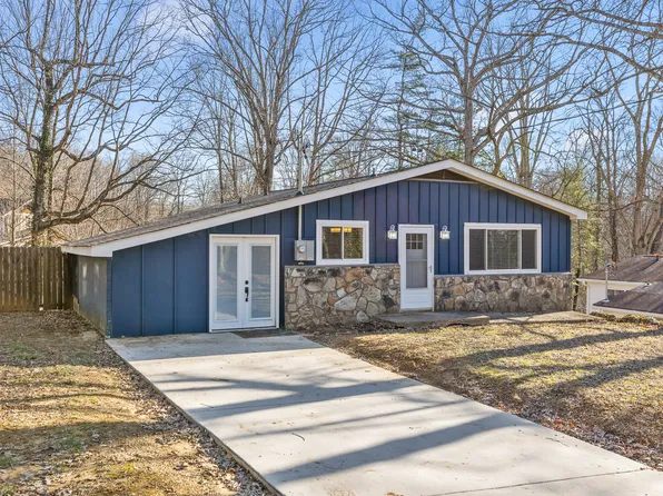 627 Miles Rd, Signal Mountain, TN 37377