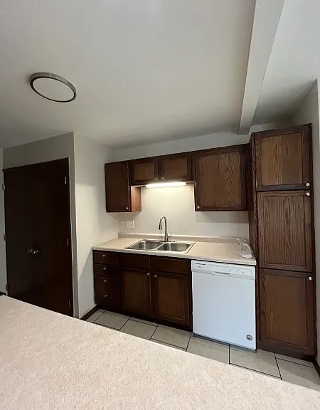 1950 Maple Ave #1950 — Photo 9