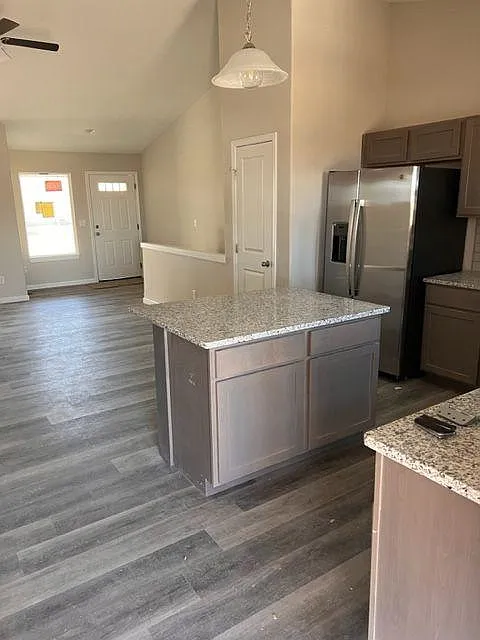 5344 N Toben St — Photo 3