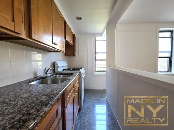 36-20 168th Street M6 image 2 of 9