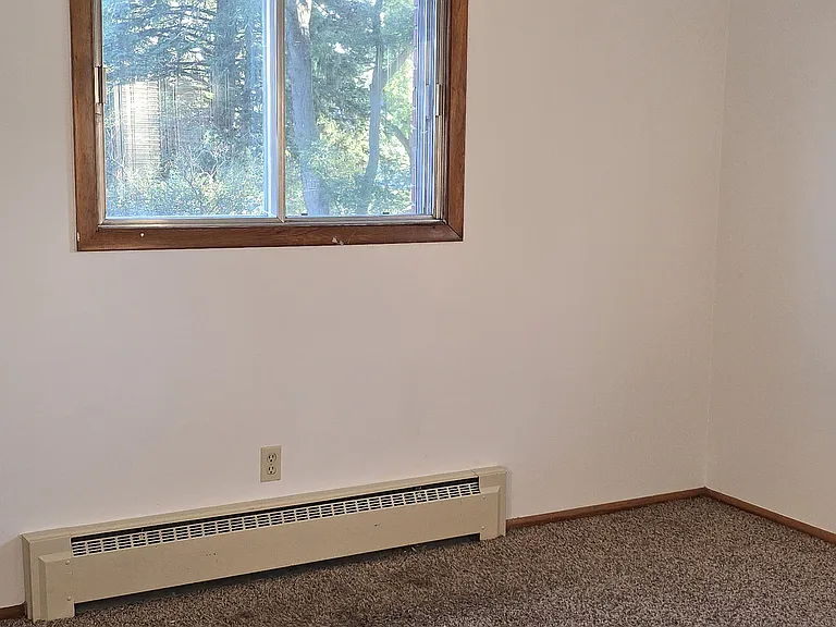 425 S Roosevelt Ave #6 — Photo 5
