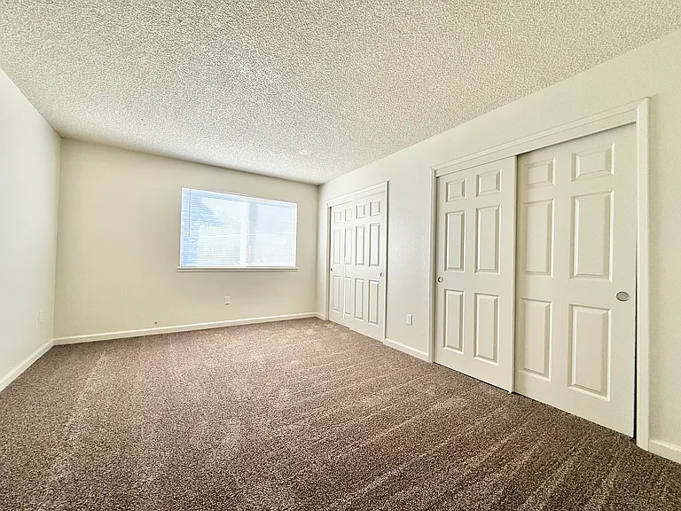 467 Lynette Pl — Photo 6