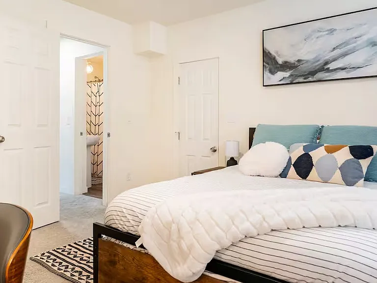 5506 NE Hoyt St — Photo 24