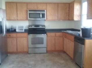 612 W 2nd St, Clayton, NC 27520