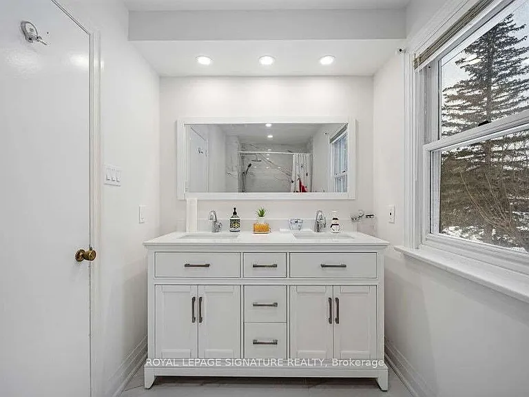 1 Park Brook Pl — Photo 23