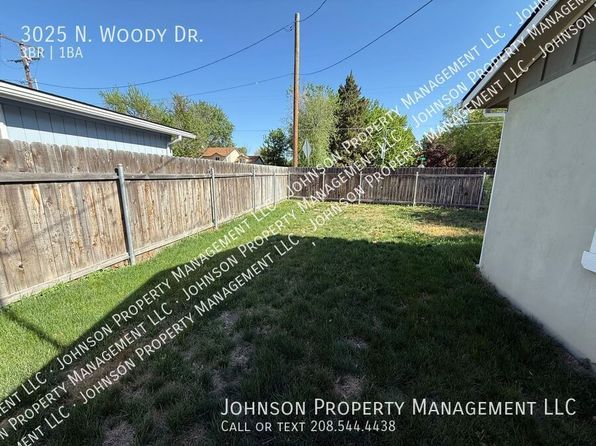 3025 N Woody Dr, Boise, ID 83703