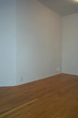 Rented by Tower Brokerage | media 50