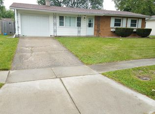 334 Bluebird Ave, Crown Point, IN 46307