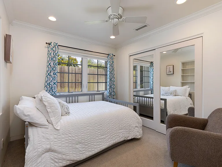 122 Santa Rosa Pl — Photo 10