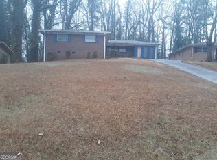 2454 Susan Ln SW, Atlanta, GA 30331