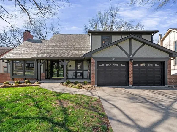 201 NW Cypress St, Lees Summit, MO 64064