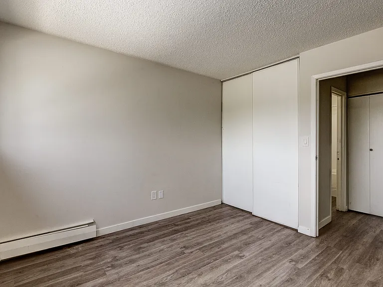 1454 Rae St — Photo 19