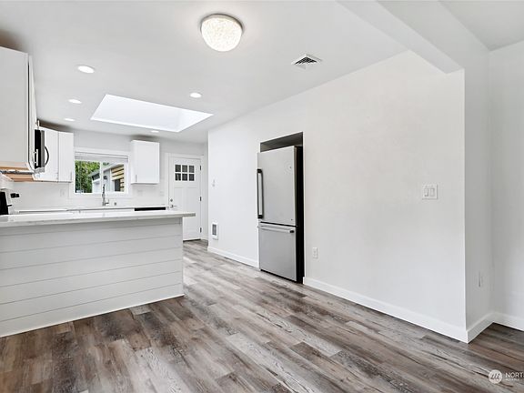 5th image of 1512 90th Street E