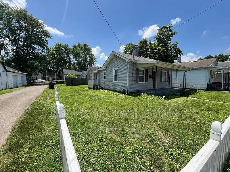 2 bed, 1.0 bath, 780 sqft, $995 — Photo 3