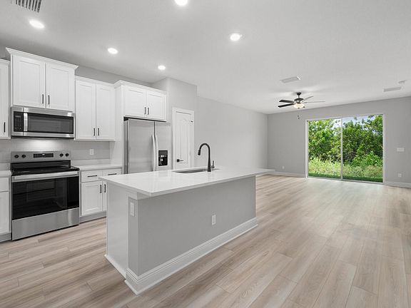 5th image of 1618 Gaiety Way